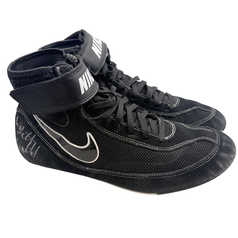 Nike Inflict 3 Wrestling Shoes Mens 8 Black High Top Wyatt Hendrickson Autograph
